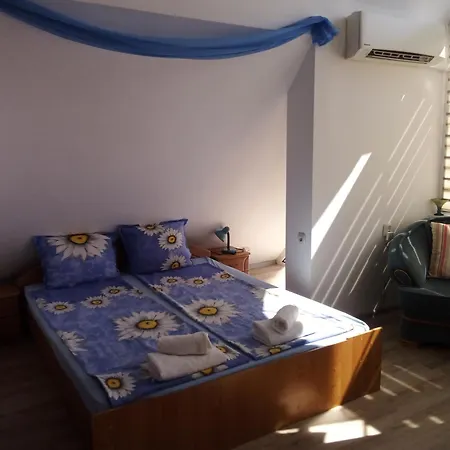 Lilou Lejlighed Varna